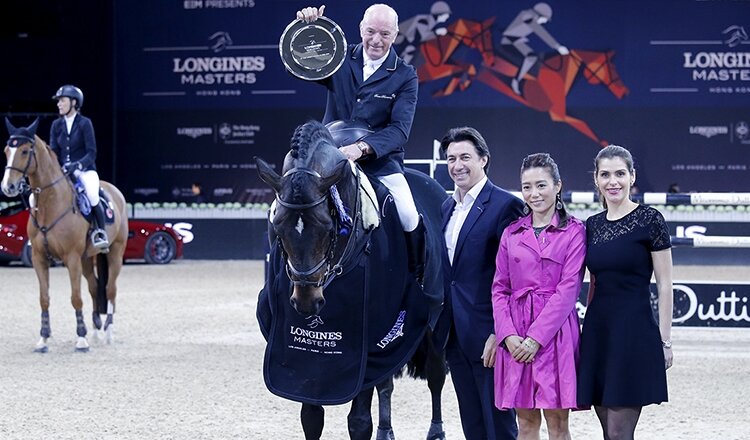 Whitaker in Winner’s Circle Early on Day 2